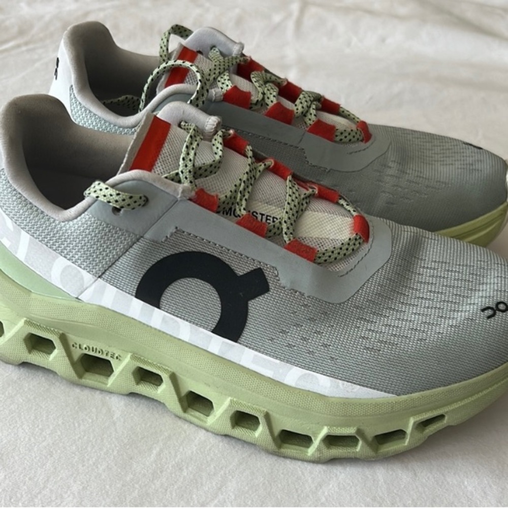 On cloud Monster women’s 7